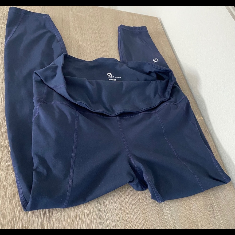 Gapfit Maternity Sculpt Compression Leggings